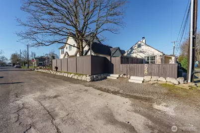 800 E 37th Street, Vancouver, WA 98663 - Photo 37