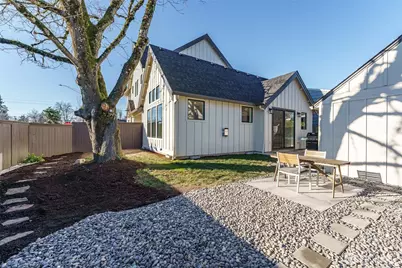 800 E 37th Street, Vancouver, WA 98663 - Photo 35