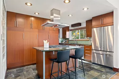 808 Alameda Avenue, Fircrest, WA 98466 - Photo 9