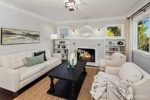 716 N 96th St, Seattle, WA 98103 - Photo 3