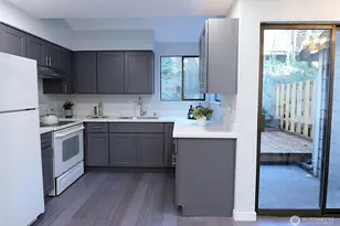 1555 Union Ave NE, Renton, WA 98059 - Photo 5