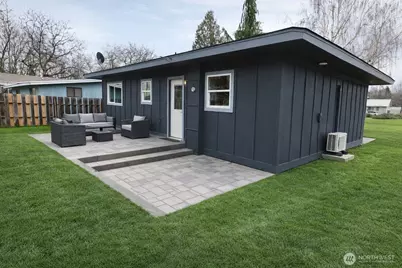 919 E Johnson Avenue, Chelan, WA 98816 - Photo 5