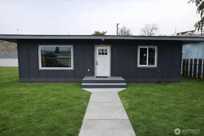 919 E Johnson Avenue, Chelan, WA 98816 - Photo 3