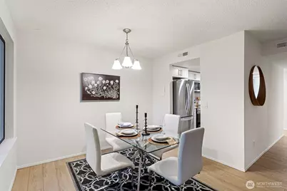 14331 124th Avenue NE #C26, Kirkland, WA 98034 - Photo 9