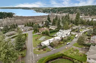 9808 NE 33rd St, Bellevue, WA 98004 - Photo 9