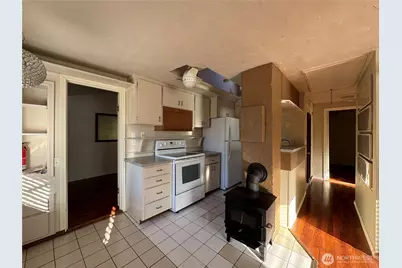 18411 12th Avenue NE, Shoreline, WA 98155 - Photo 9