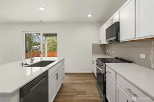 655 Salzer Crk Dr, Centralia, WA 98531 - Photo 11