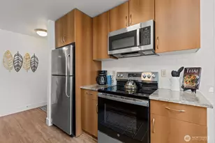 22910 90th Ave W, Edmonds, WA 98026 - Photo 17