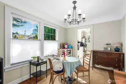 4915 Linden Avenue N, Seattle, WA 98103 - Photo 23