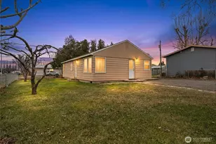 705 W 9th St, Warden, WA 98857 - Photo 3