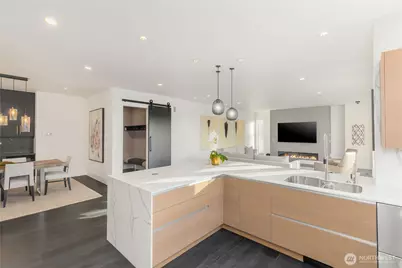 6504 103rd Avenue NE, Kirkland, WA 98033 - Photo 9