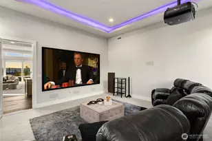 9216 NE 13th St, Clyde Hill, WA 98004 - Photo 35