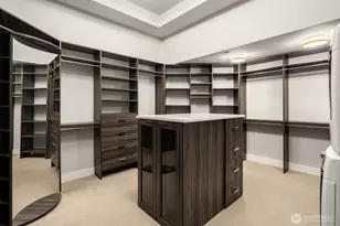 9216 NE 13th St, Clyde Hill, WA 98004 - Photo 27