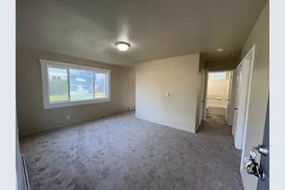 138 N Rainier Avenue, Bremerton, WA 98312 - Photo 5