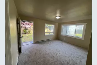 138 N Rainier Avenue, Bremerton, WA 98312 - Photo 11