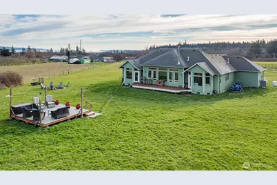 120 W Crescent Harbor Road, Oak Harbor, WA 98277 - Photo 25