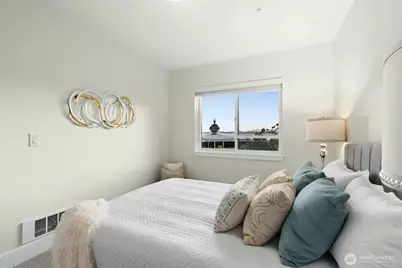 133 Queen Anne Avenue N #304, Seattle, WA 98109 - Photo 5