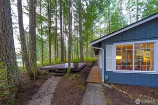 121 N Chinook Dr N, Hoodsport, WA 98548 - Photo 29