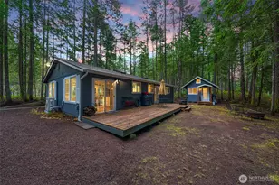 121 N Chinook Dr N, Hoodsport, WA 98548 - Photo 1