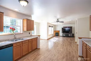 11220 212th St E, Graham, WA 98338 - Photo 9