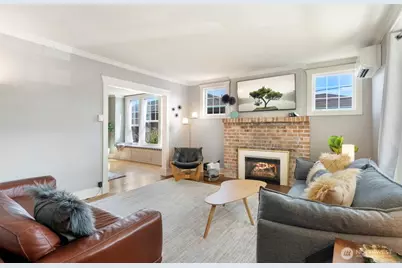 3936 Woodland Park Avenue N, Seattle, WA 98103 - Photo 7