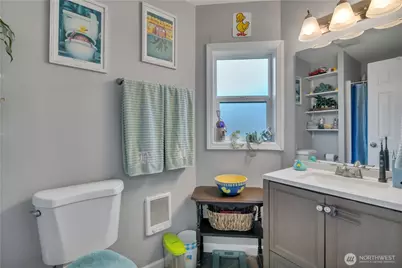 20209 2nd Avenue Ct E, Spanaway, WA 98387 - Photo 17