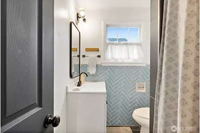 521 114th Street S, Tacoma, WA 98444 - Photo 5