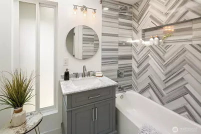 12569 37th Avenue NE, Seattle, WA 98125 - Photo 23