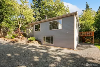 12569 37th Avenue NE, Seattle, WA 98125 - Photo 39