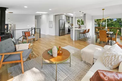 12569 37th Avenue NE, Seattle, WA 98125 - Photo 7