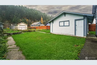 322 S Diamond Street, Centralia, WA 98531 - Photo 21