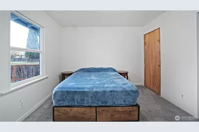 322 S Diamond Street, Centralia, WA 98531 - Photo 5