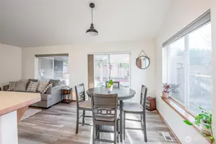 1405 NE Riddell Ave, Orting, WA 98360 - Photo 9