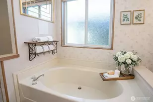 14405 Greenbelt Dr E, Bonney Lake, WA 98391 - Photo 19