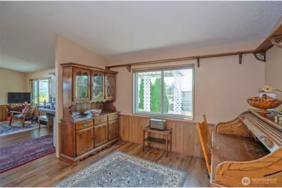 14405 Greenbelt Drive E, Bonney Lake, WA 98391 - Photo 7