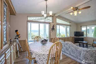 14405 Greenbelt Dr E, Bonney Lake, WA 98391 - Photo 13