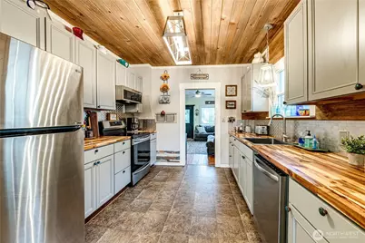 1116 E Marine View Drive, Everett, WA 98201 - Photo 7