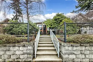 1116 E Marine View Dr, Everett, WA 98201 - Photo 39