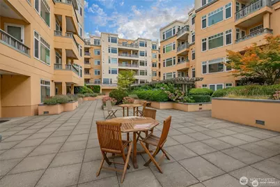 109 2nd Street S #423, Kirkland, WA 98033 - Photo 17