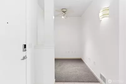 109 2nd Street S #423, Kirkland, WA 98033 - Photo 13