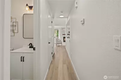 18307 130th Avenue SE, Renton, WA 98058 - Photo 23