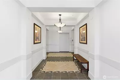 23924 NE 115th Lane #304, Redmond, WA 98053 - Photo 3