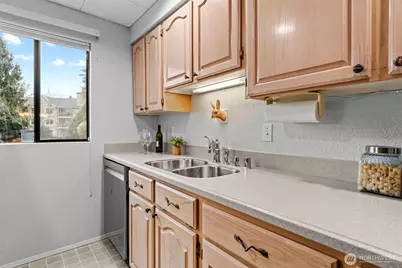 12729 NE 144th Street #154D, Kirkland, WA 98034 - Photo 11