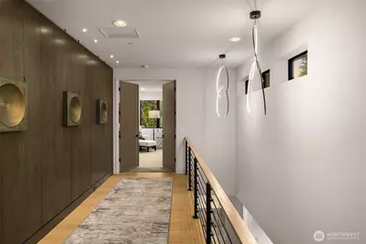 1215 96th Avenue SE, Bellevue, WA 98004 - Photo 21