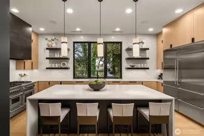 1215 96th Avenue SE, Bellevue, WA 98004 - Photo 13