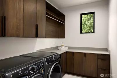 1215 96th Avenue SE, Bellevue, WA 98004 - Photo 33