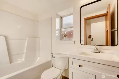 9010 18th Ave SW #A, Seattle, WA 98106 - Photo 17