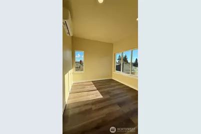 9025 38th Avenue S, Seattle, WA 98118 - Photo 21