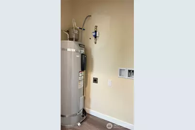 9025 38th Avenue S, Seattle, WA 98118 - Photo 19