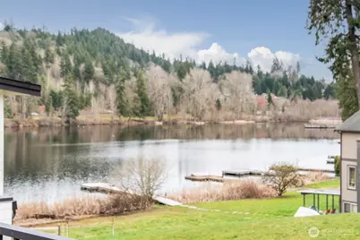 7612 129th Avenue SE, Newcastle, WA 98056 - Photo 3